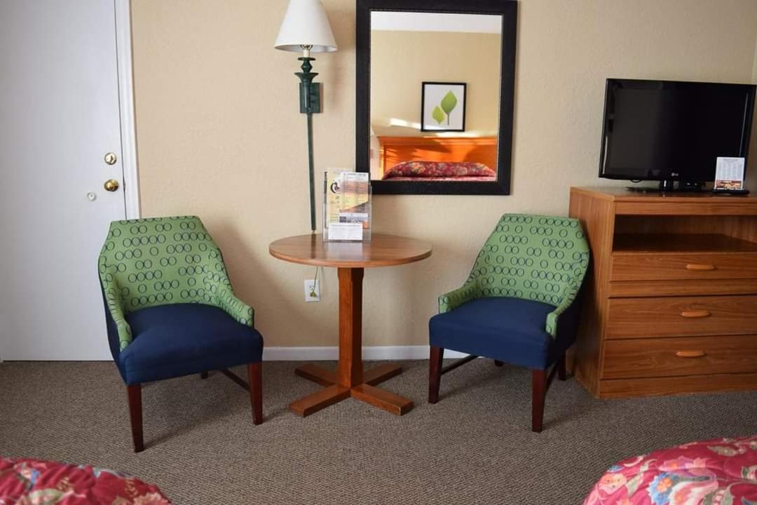 Mountain Aire Inn Sevierville - Pigeon Forge Exteriör bild